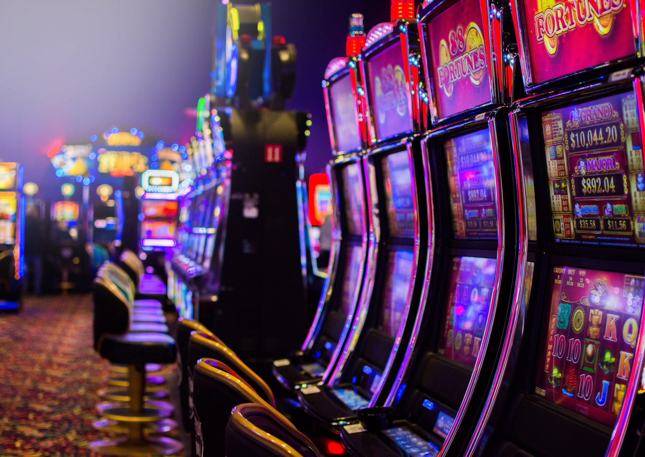 red hawk casino slot machines